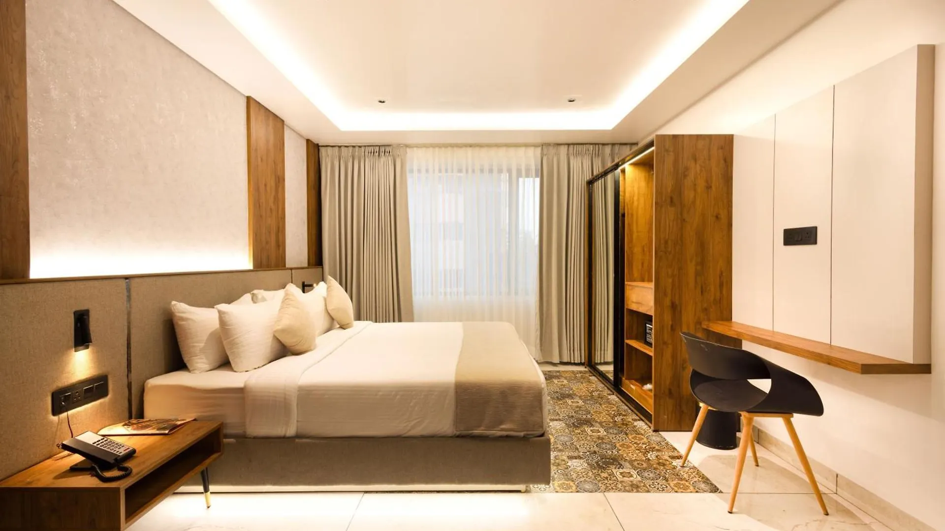 Royal Plaza Inn By Rak Rooms, Calicut Hotel Kozhikode