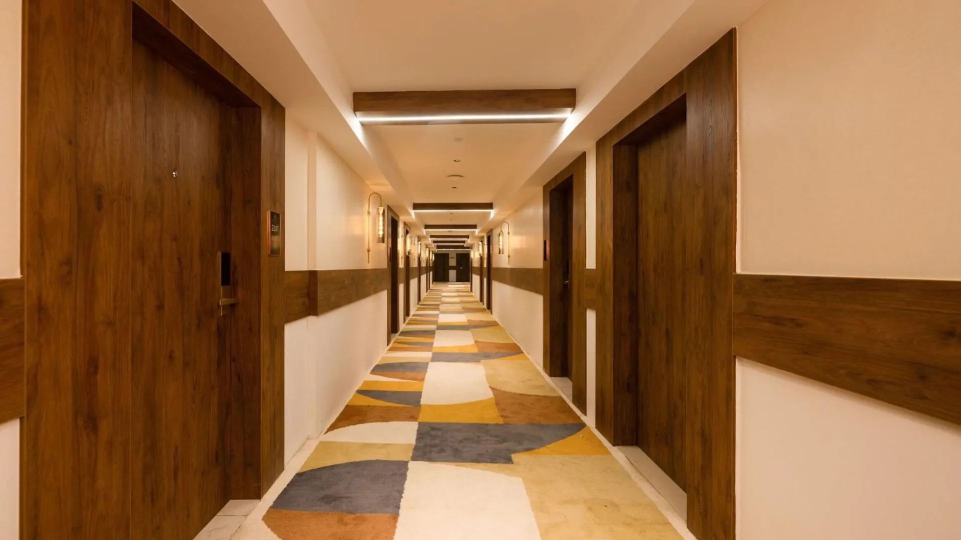 Royal Plaza Inn By Rak Rooms, Calicut Kozhikode