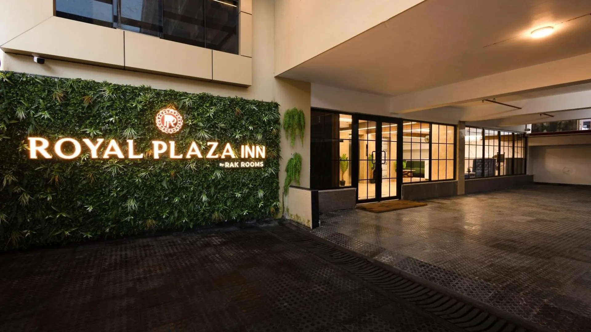 Royal Plaza Inn By Rak Rooms, Calicut 3*, Kozhikode