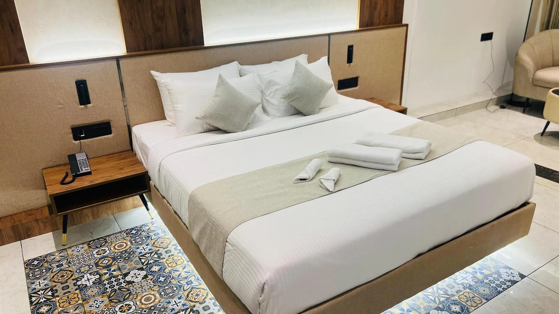 Royal Plaza Inn By Rak Rooms Kozhikode India