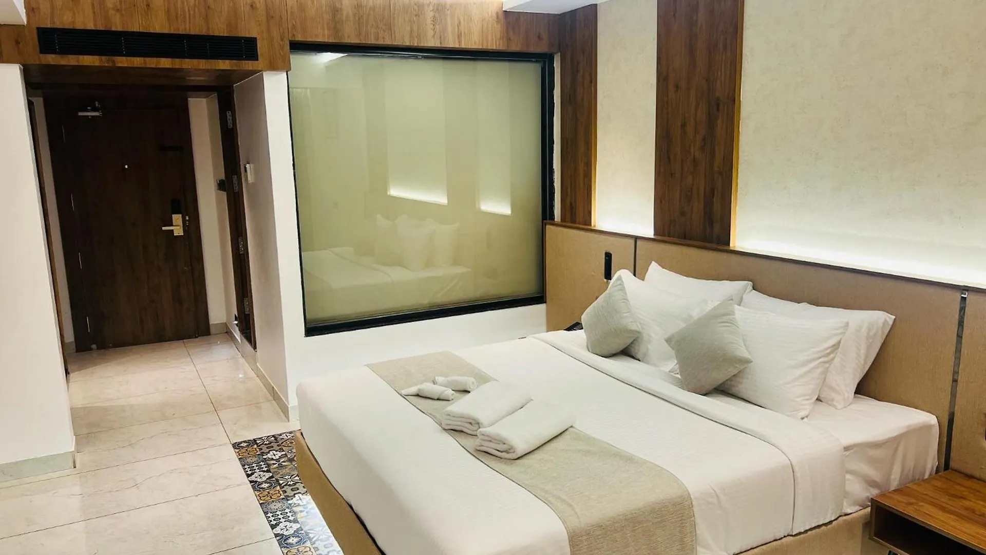Royal Plaza Inn By Rak Rooms Kozhikode 3*,  India