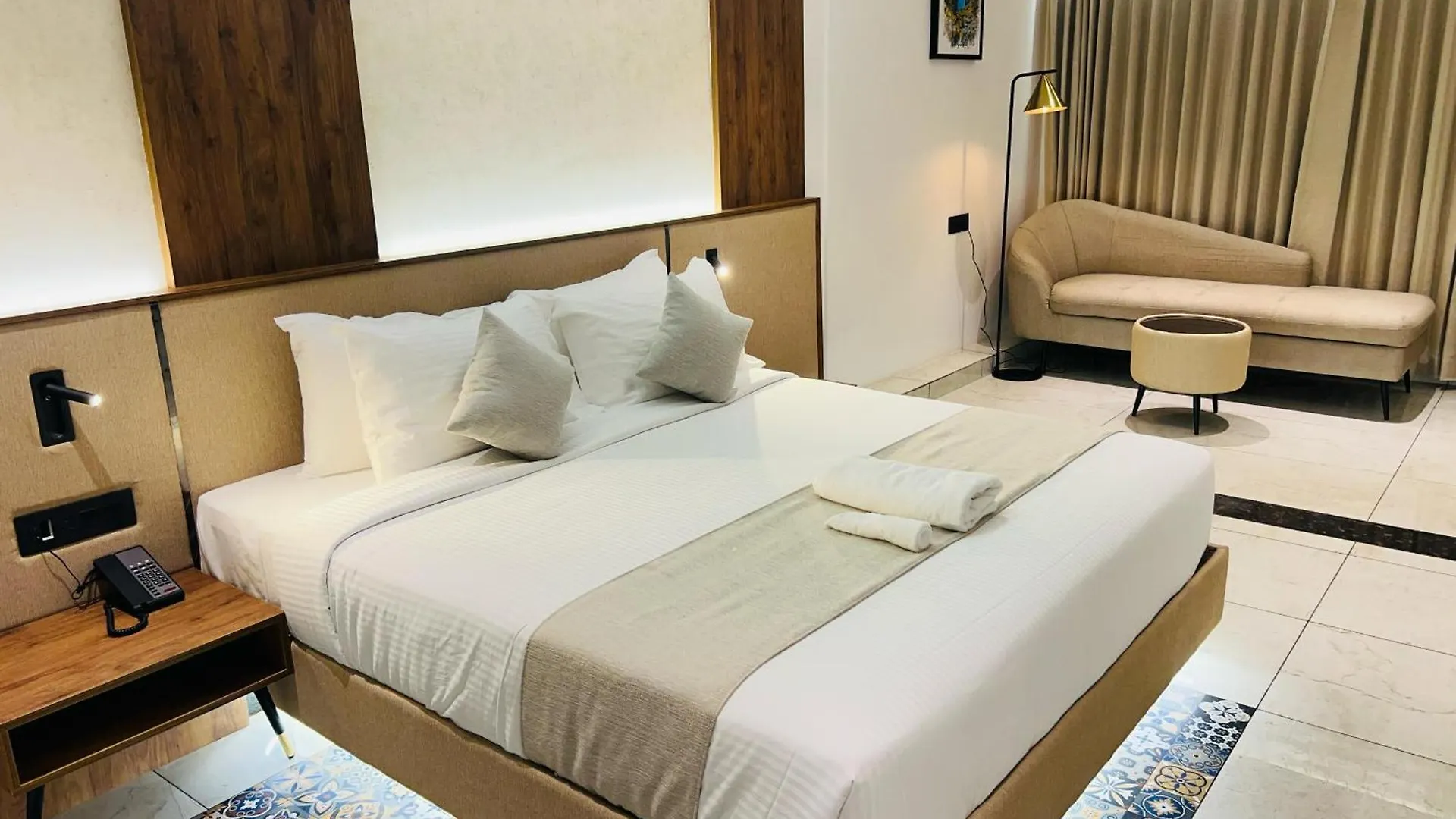 Royal Plaza Inn By Rak Rooms Kozhikode